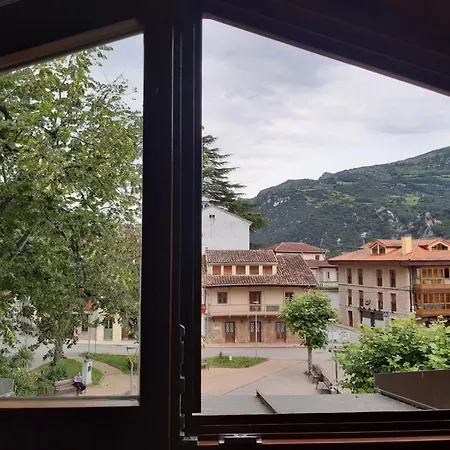 La Plaza Hotel Proaza